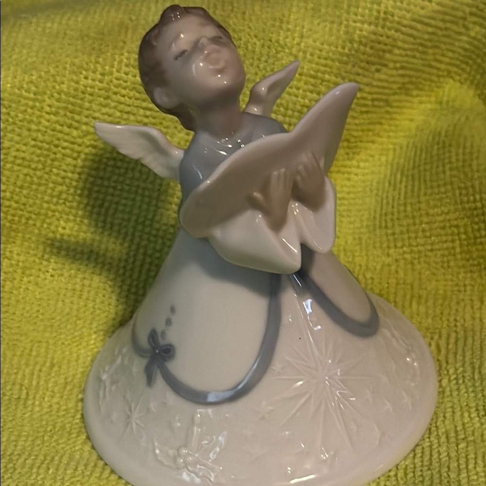Lladro porcelain Angel Figurine in white with blue